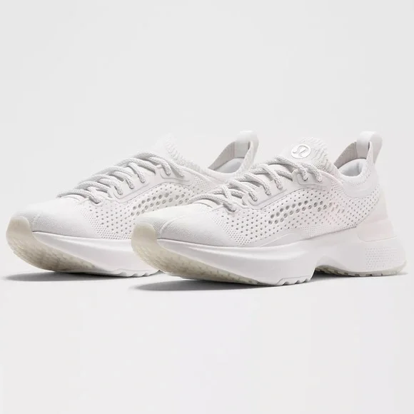 Lululemon Women's Chargefeel 3 Workout Shoes Size 7.5 - Picture 2 of 10